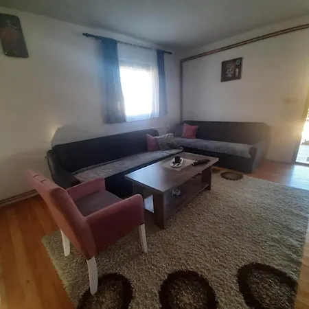 Apartman Goga Pale Exterior photo